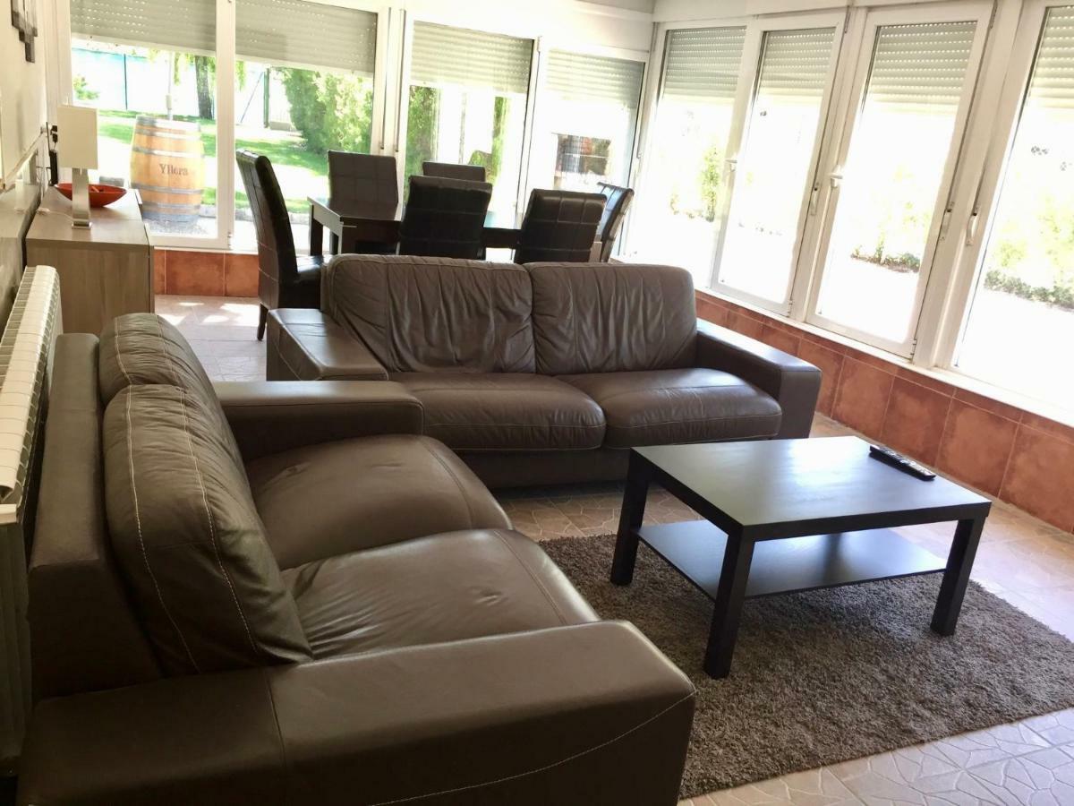 Chalet Medina Del Campo Entrepinares El Campillo  Eksteriør billede